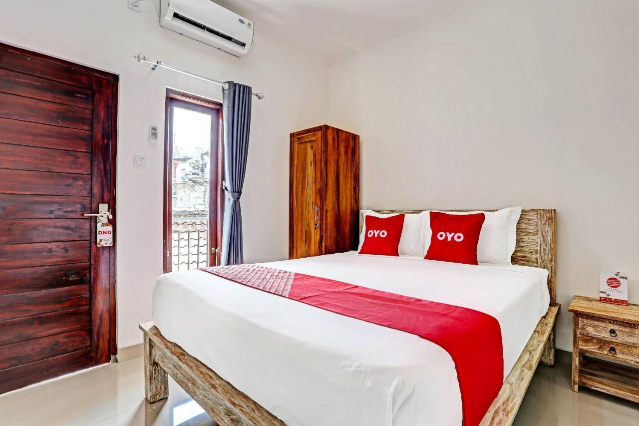Oyo 91080 Kubu D&D Guesthouse 塞米亚克 外观 照片